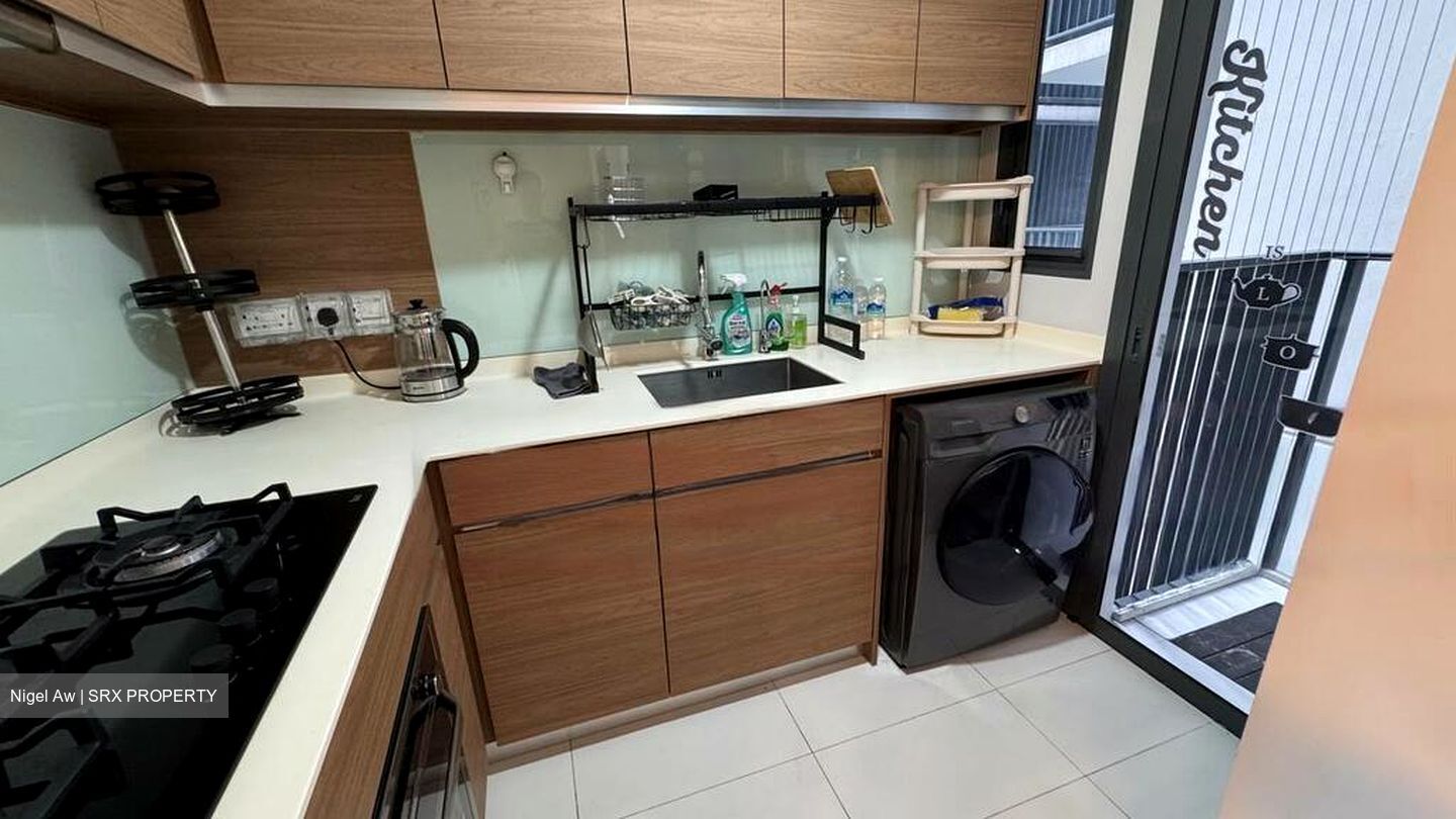 Coco Palms (D18), Condominium #567596411